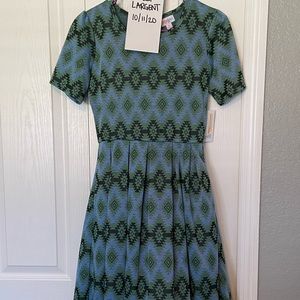 Lularoe Amelia